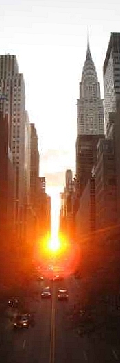 Manhattanhenge2_rotated+sharpened